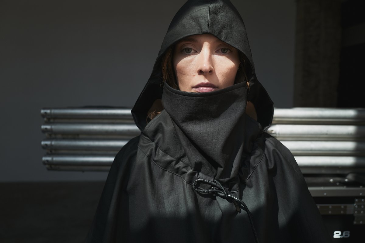 Dahl Hooded Cape view 4