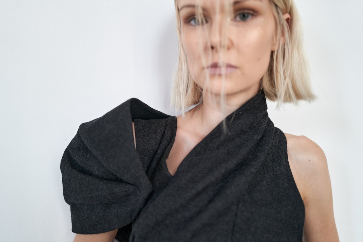 Dahl Leather Harness Vest view 9