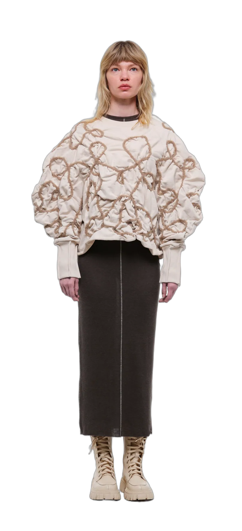 Beige sweatshirt with decorative detailing in beige yarn. — 360° view